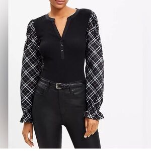 New Loft Black Plaid Henley Mixed Media Top Sz L Blouson Sleeves Puff Shoulders